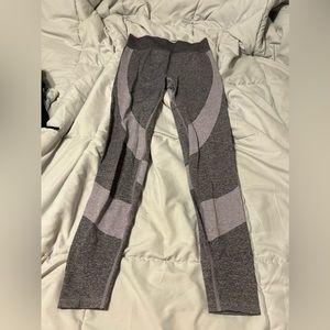 Women’s pink Victoria’s Secret leggings